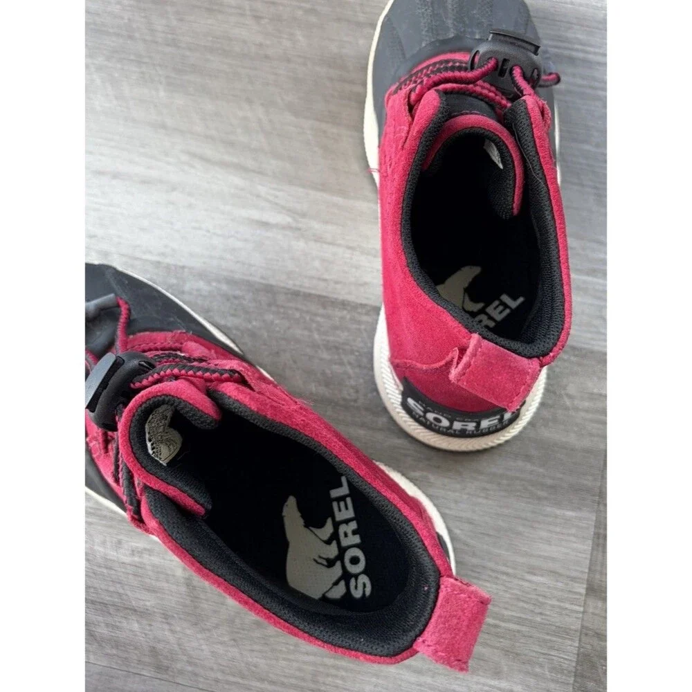 SOREL Kids Out N About III Classic Waterproof Duck Boots Red Black Size 1 Youth
